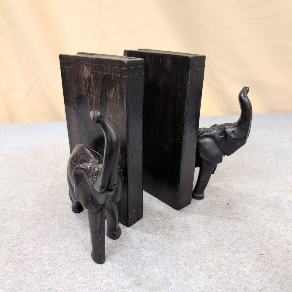Vintage Hand Carved Wooden Elephant Bookends Dark Wood Broken Leg - Picture 1 of 6